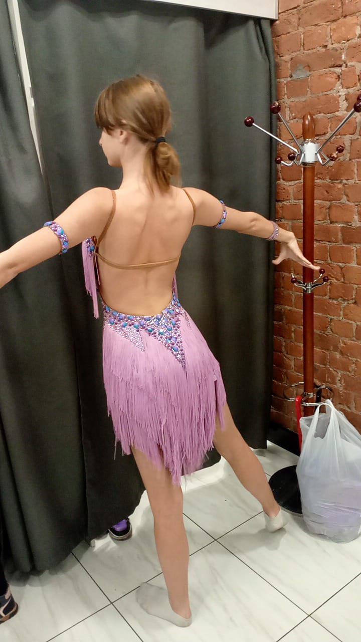 Продам костюм латины 