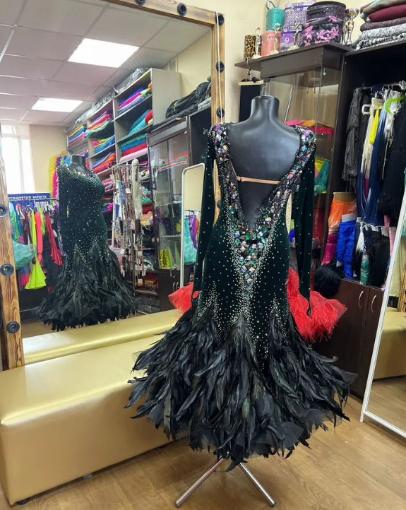 Танцевальное платье бальное